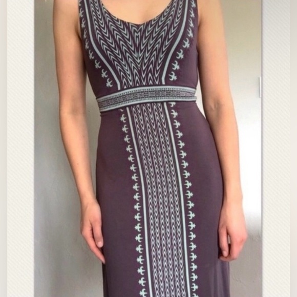 Athleta Dresses & Skirts - Athleta Sleeveless Santorini Patterned Dress Self Tie Waist Shelf Bra Size Small